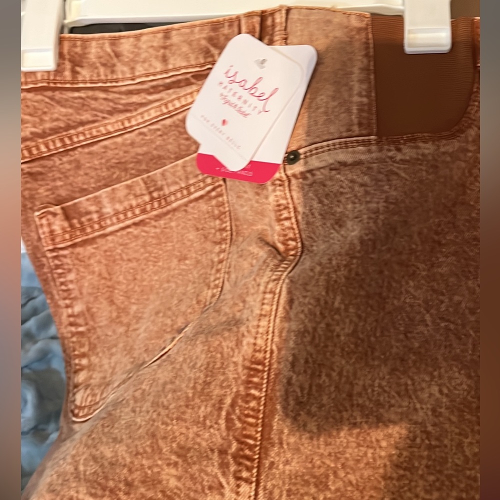 Maternity shorts